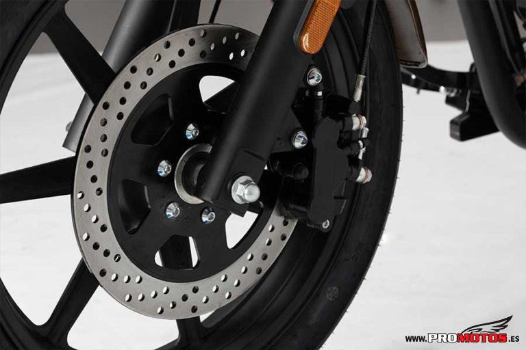 UM RENEGADE SPORT 125 - Imagen 10