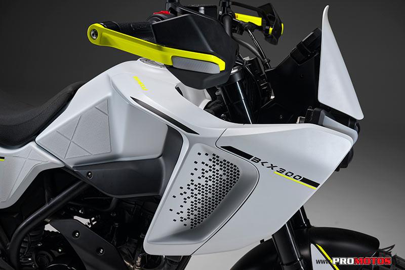 Benelli BKX 300 - Imagen 15