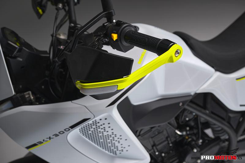 Benelli BKX 300 - Imagen 3