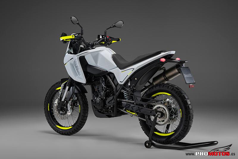 Benelli BKX 300 - Imagen 20